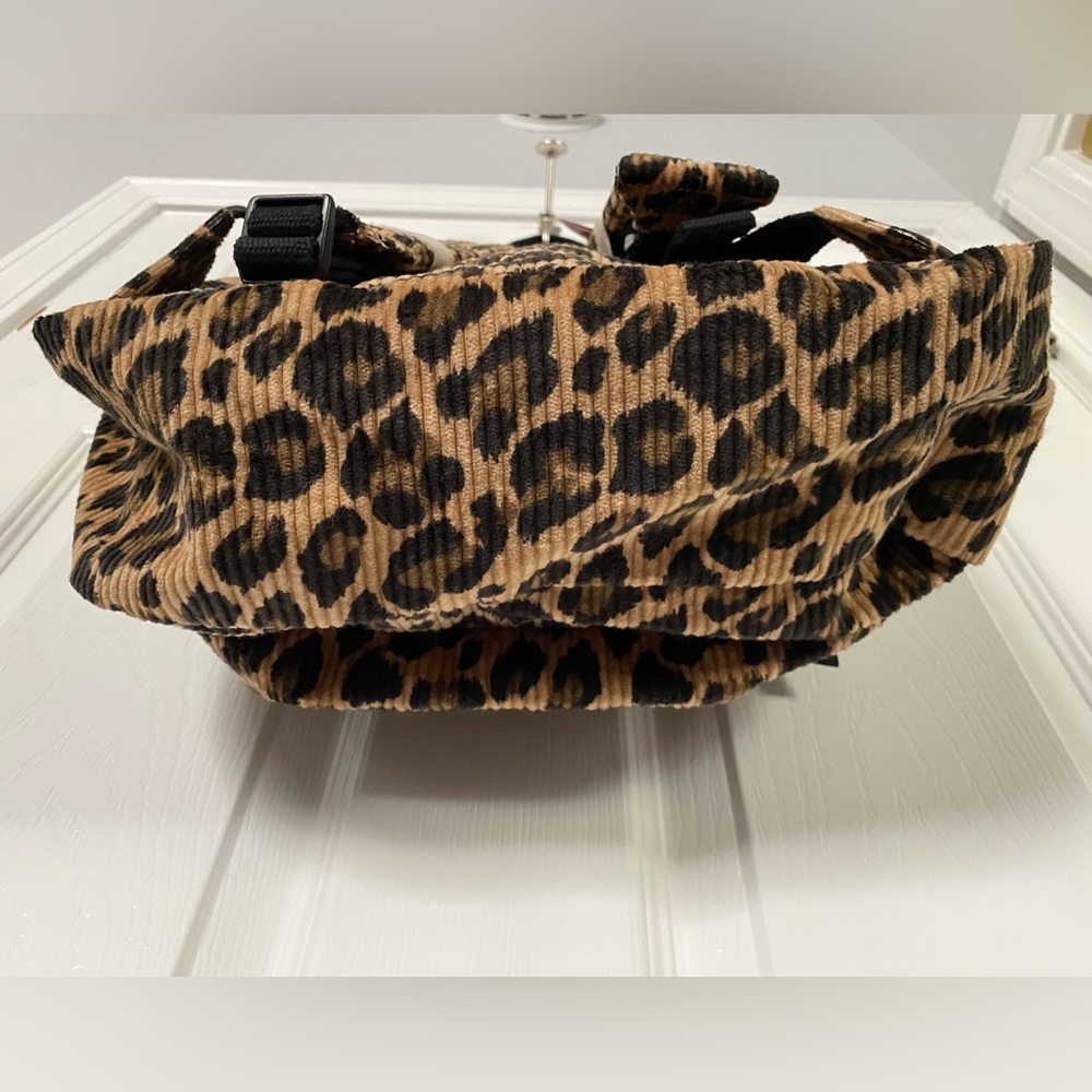 NWT Lucy & Yak Kellie Skater Corduroy Backpack in Leopard Print - Picture 10 of 16